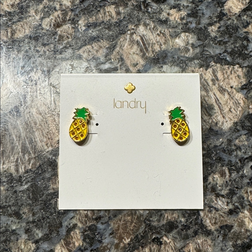Landry Pineapple Earrings